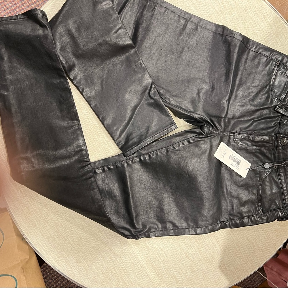 NWT size 28 leather look zipper fly cute with oversized sweaters.